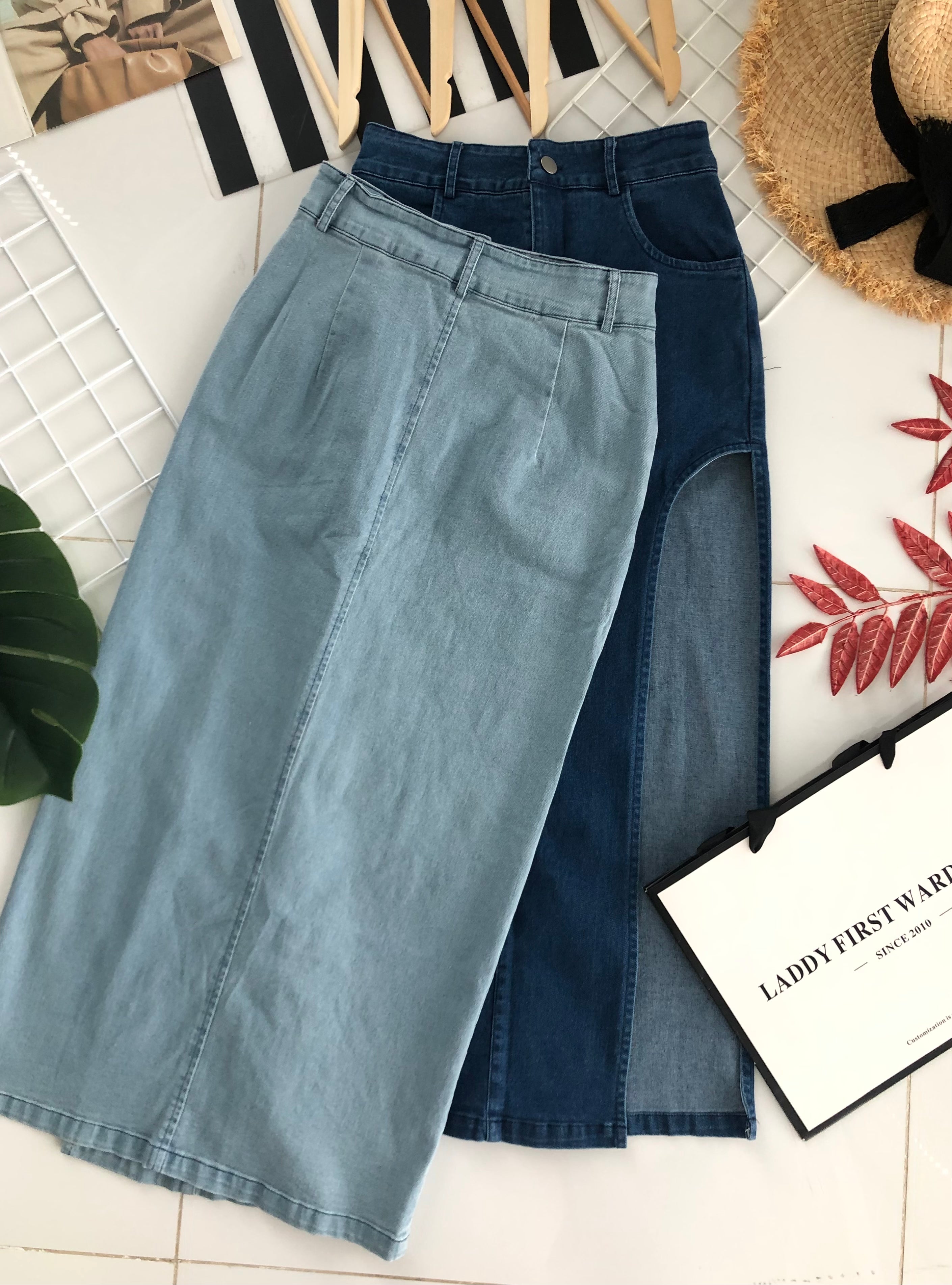 【L19027】高品质COTTON JEANS牛仔弹力韩版开叉设计高腰八分裙子，有口袋 ❤️❤️